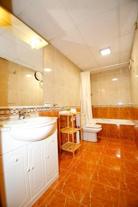 Castanos Apartment With Ac Alicante Exterior photo